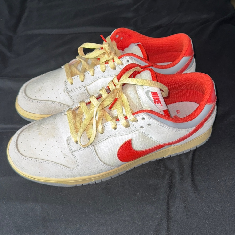Nike Dunks
